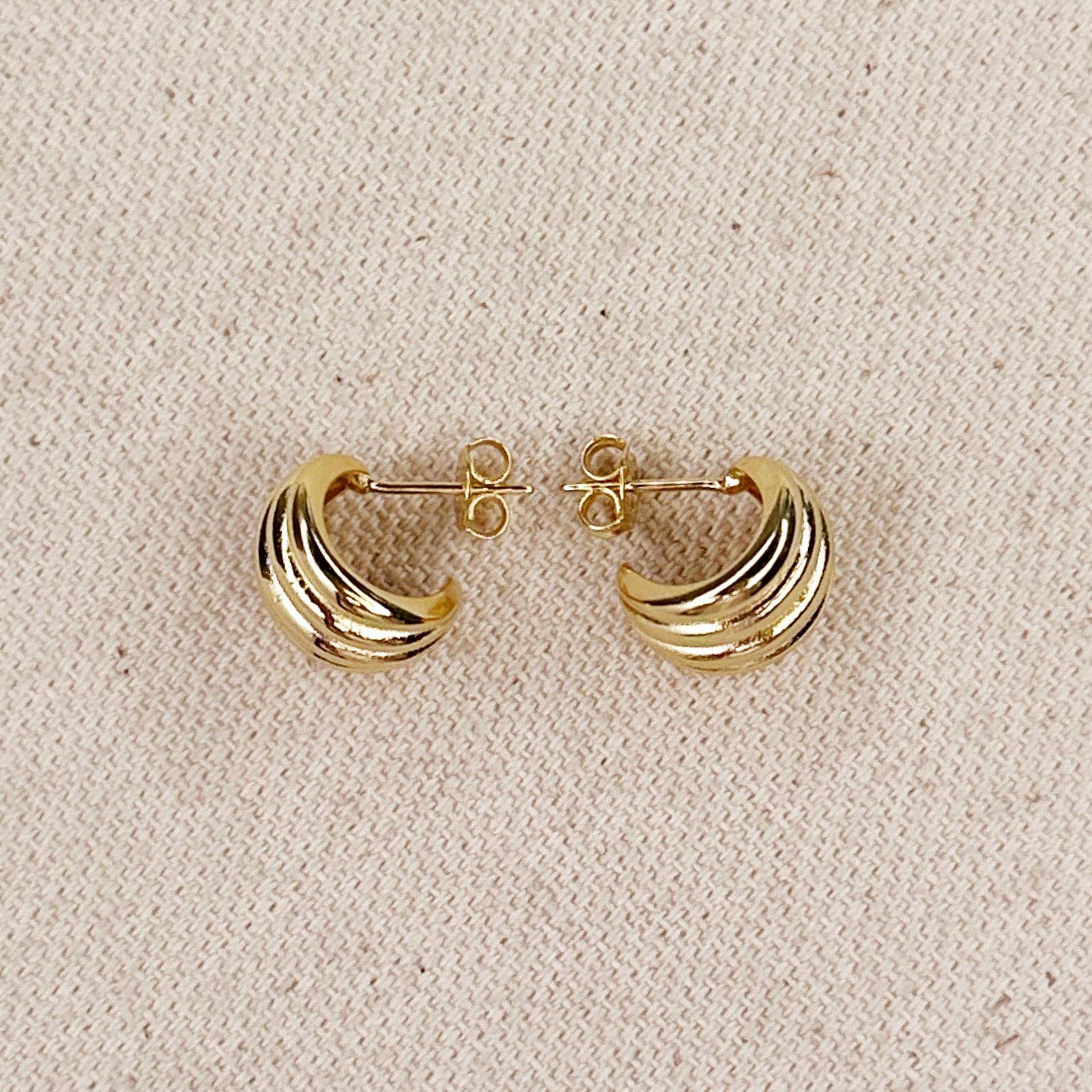 Rounded Ridged C-Hoop Earrings - 18k Gold Filled